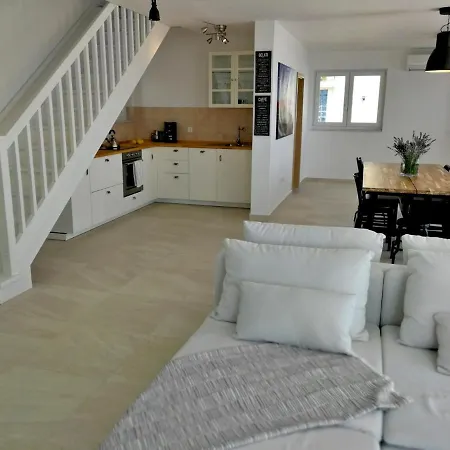 Spacious In Labin With Swimming Pool Vila Labin (Istria)